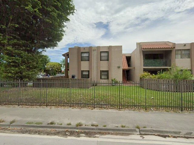 House image located at Miami, FL 33172