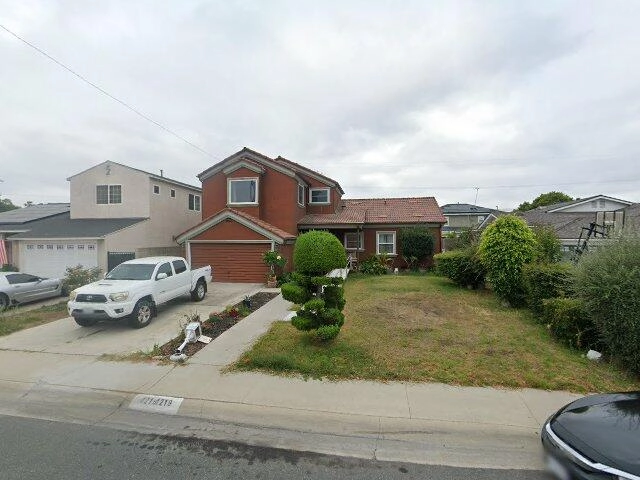 House image located at Lakewood, CA 90713