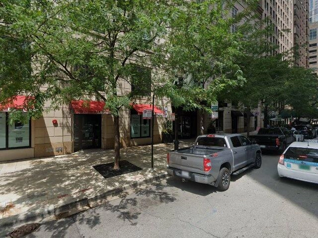 House image located at Chicago, IL 60611