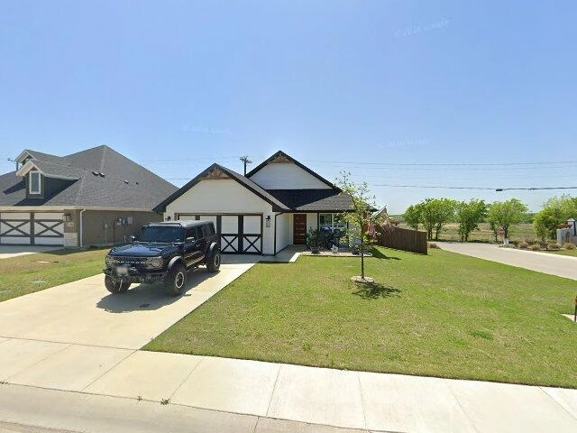 House image located at Godley, TX 76044