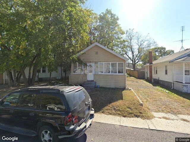 House image located at East Alton, IL 62024