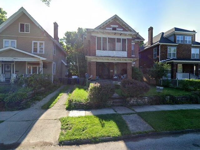 House image located at Columbus, OH 43205
