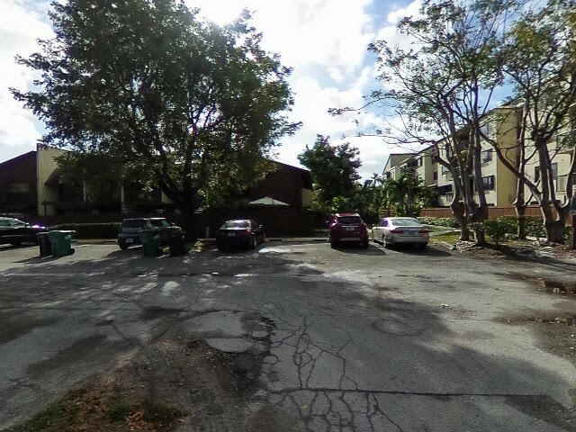 House image located at Miami, FL 33173