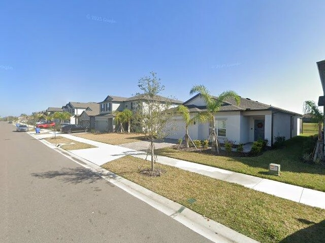House image located at Wimauma, FL 33598