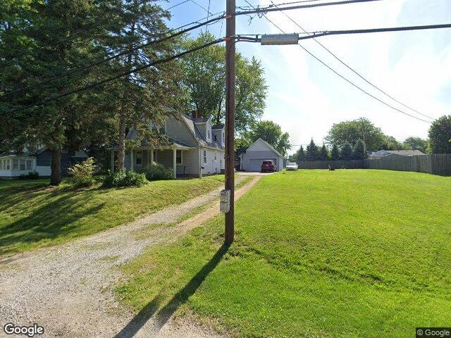 House image located at Oregon, OH 43616