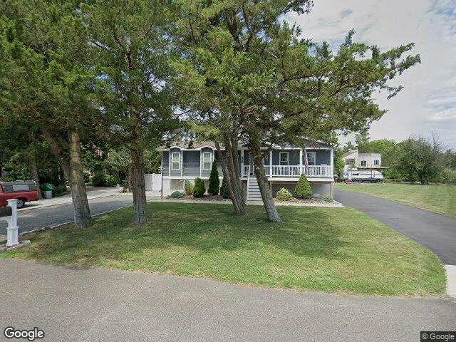 House image located at Tuckerton, NJ 08087