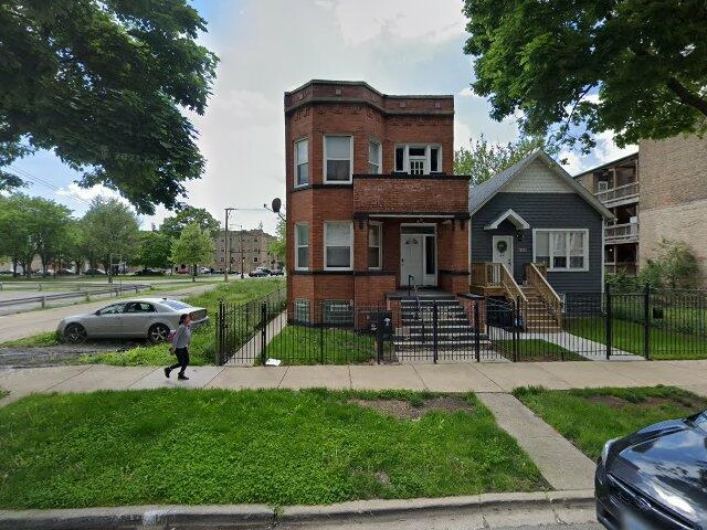 House image located at Chicago, IL 60644