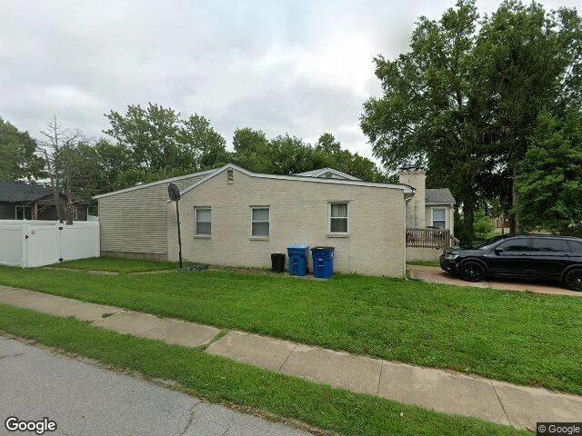 House image located at Troy, IL 62294