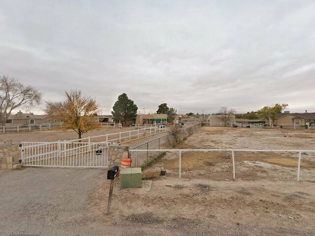 House image located at Dunnellon, FL 34431