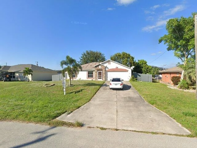 House image located at Cape Coral, FL 33990