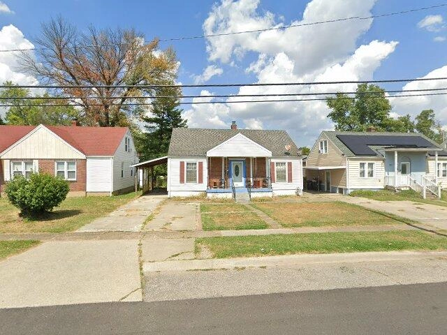 House image located at Louisville, KY 40214