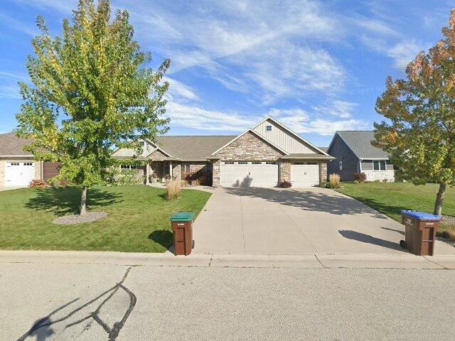 House image located at Appleton, WI 54913