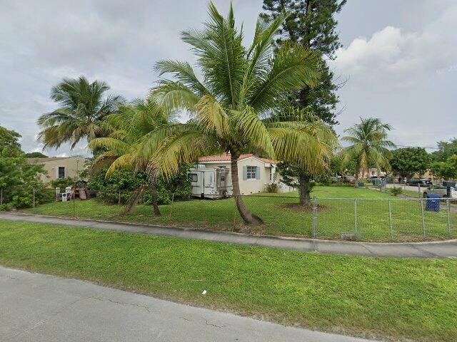 House image located at Miami, FL 33168