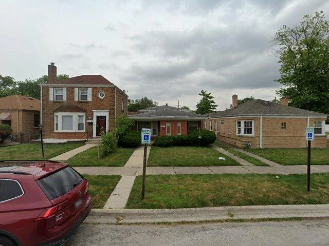 House image located at Riverdale, IL 60827