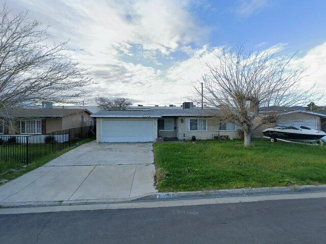 House image located at Palmdale, CA 93550