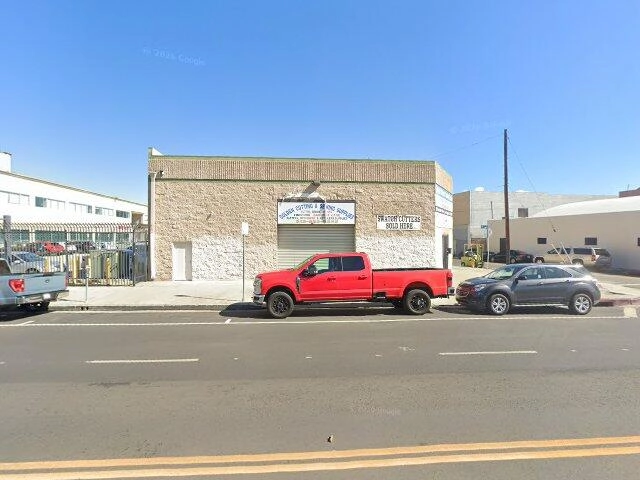 House image located at Flint, MI 48503