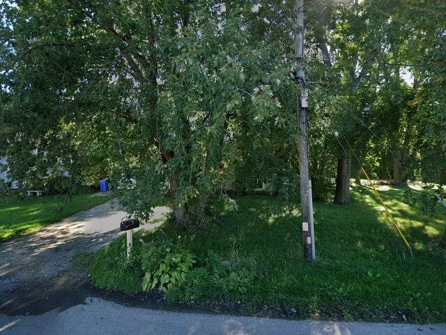 House image located at South Elgin, IL 60177