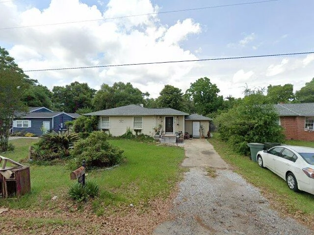 House image located at Pensacola, FL 32507