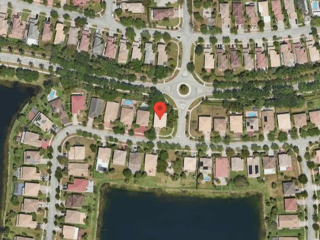 House image located at Hollywood, FL 33027