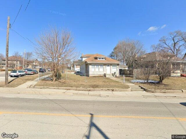 House image located at Elgin, IL 60120