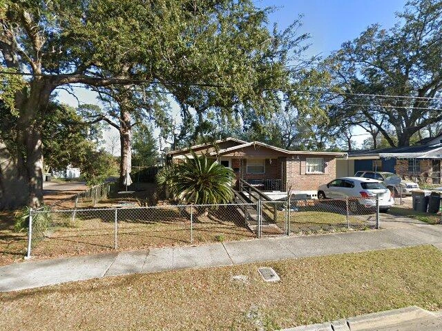 House image located at Jacksonville, FL 32209