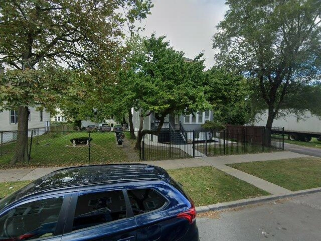 House image located at Chicago, IL 60628