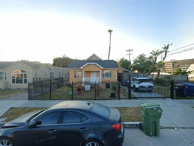House image located at Los Angeles, CA 90043
