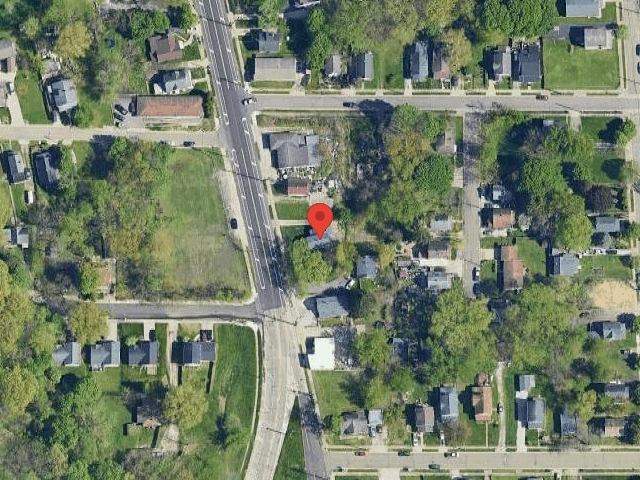 House image located at Akron, OH 44314