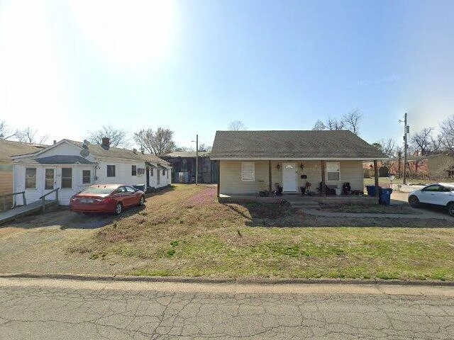 House image located at Waukegan, IL 60085
