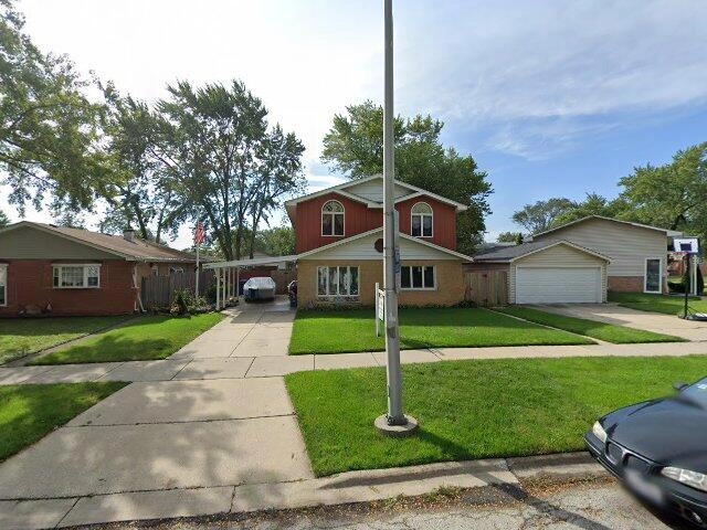 House image located at Alsip, IL 60803