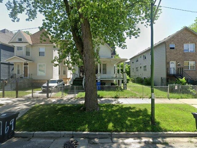 House image located at Chicago, IL 60621