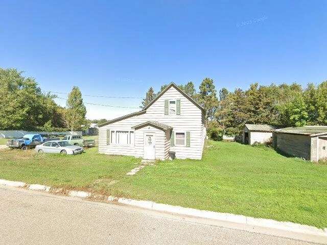 House image located at Oelwein, IA 50662