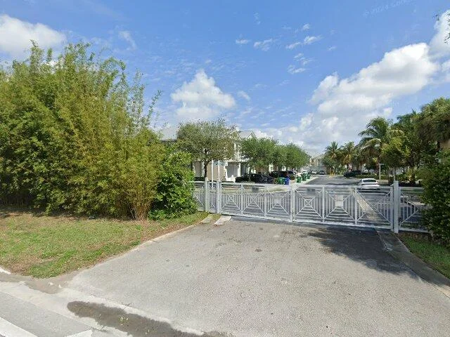 House image located at Miami, FL 33178