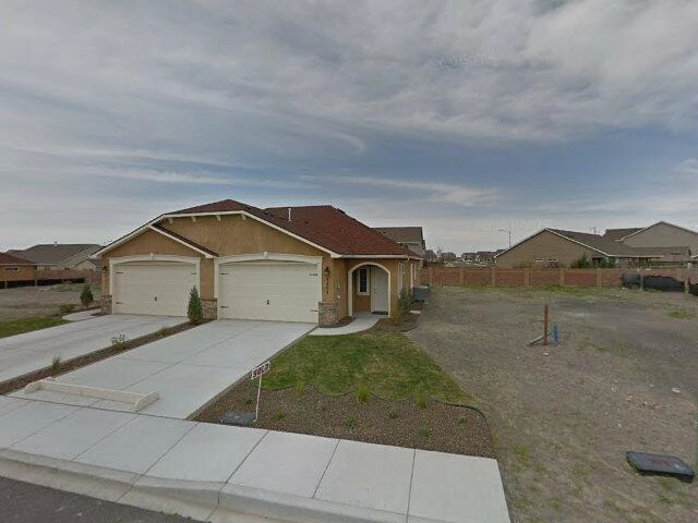 House image located at Pasco, WA 99301