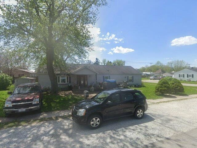 House image located at Gas City, IN 46933