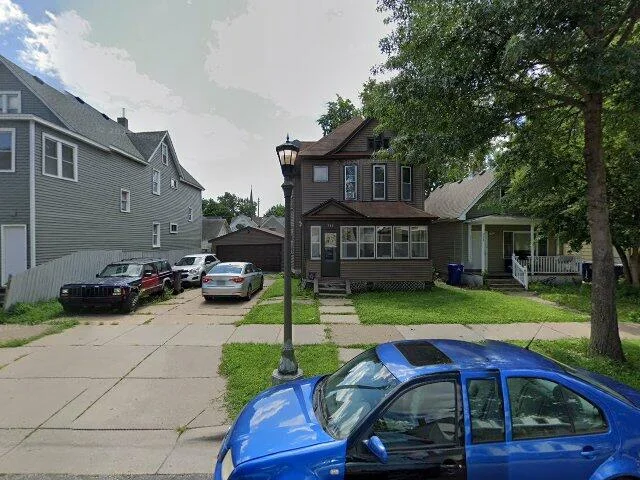 House image located at Saint Paul, MN 55103