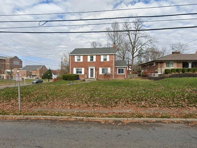 House image located at Cincinnati, OH 45211