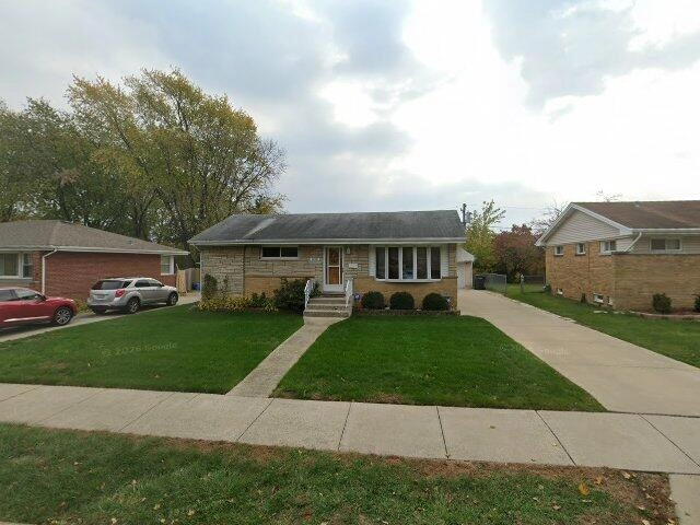 House image located at Hillside, IL 60162