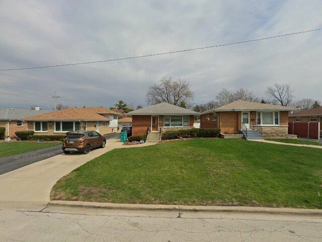 House image located at Hillside, IL 60162