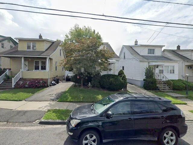 House image located at Paterson, NJ 07503