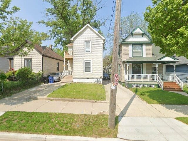 House image located at Racine, WI 53403