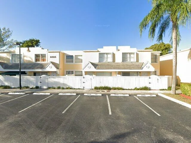 House image located at Miami, FL 33155