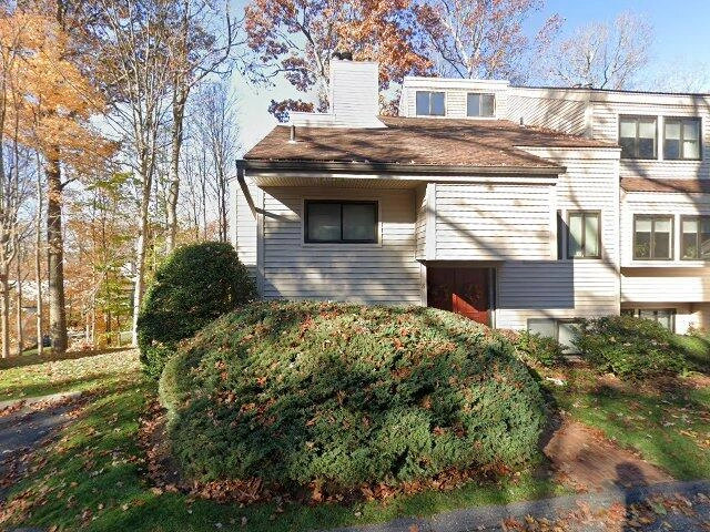 House image located at Brookfield, CT 06804