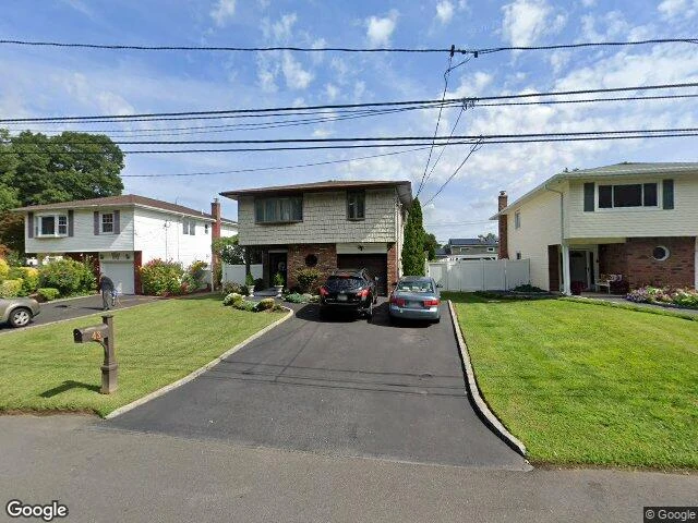 House image located at West Babylon, NY 11704