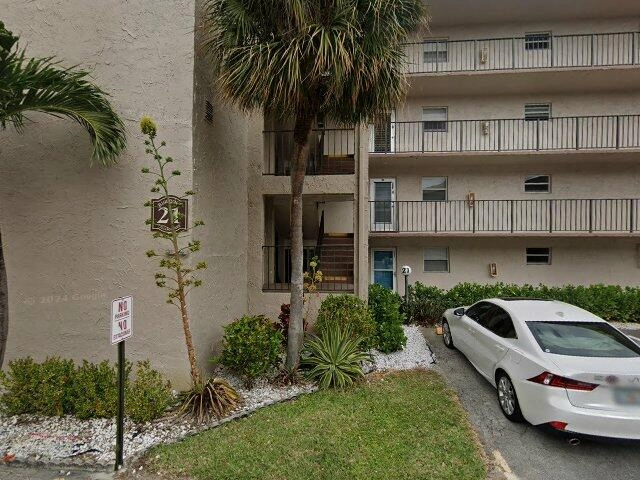 House image located at Lake Worth, FL 33461