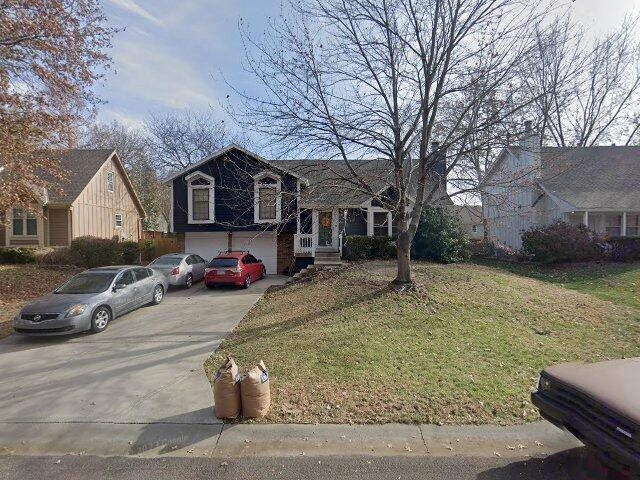 House image located at Olathe, KS 66062