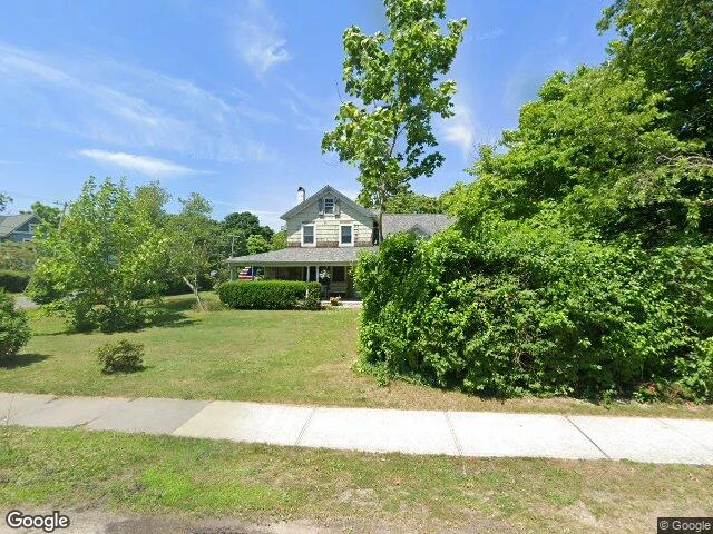 House image located at Bayport, NY 11705