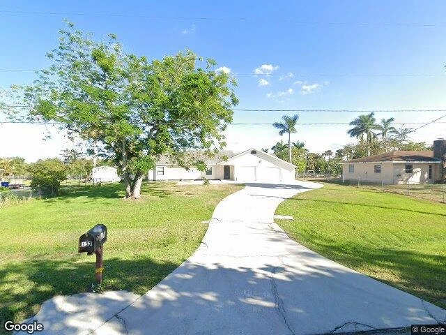 House image located at Fort Myers, FL 33905