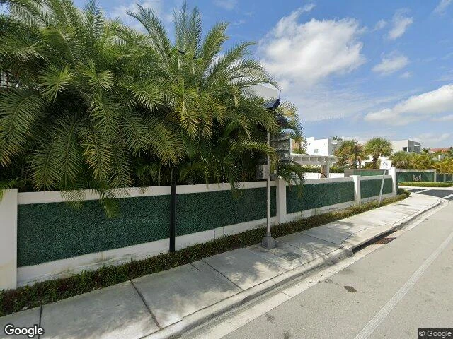 House image located at Miami, FL 33178