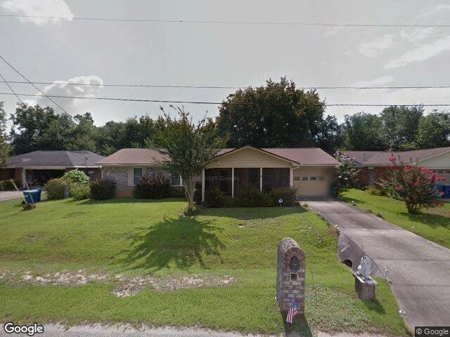 House image located at Milton, FL 32571